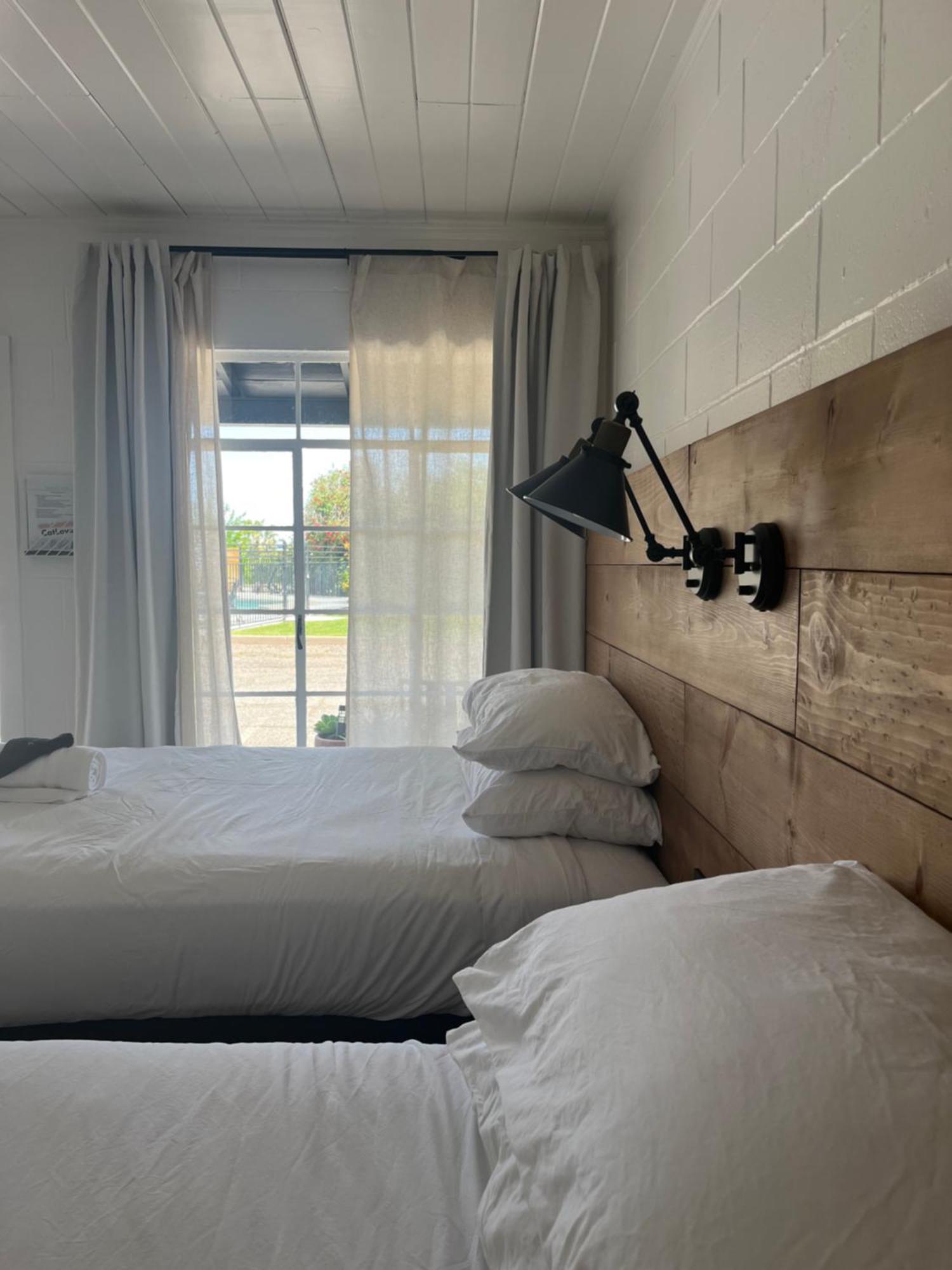 Triangle Motel Red Bluff Eksteriør billede